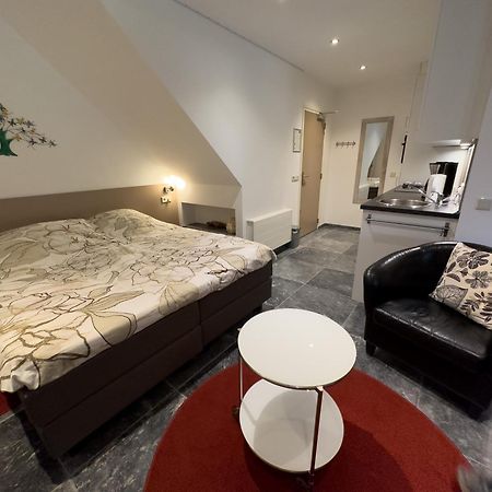 B&B De Groene Gast Montfort Exterior foto