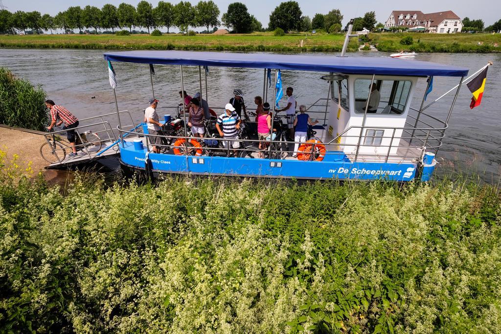 B&B De Groene Gast Montfort Exterior foto