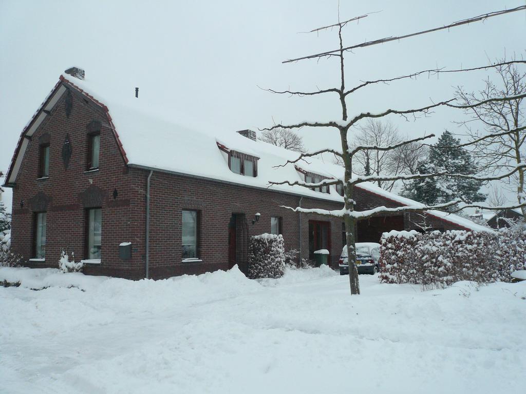 B&B De Groene Gast Montfort Exterior foto